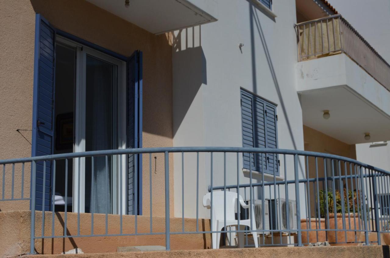 Verne Place Peyia Exterior foto