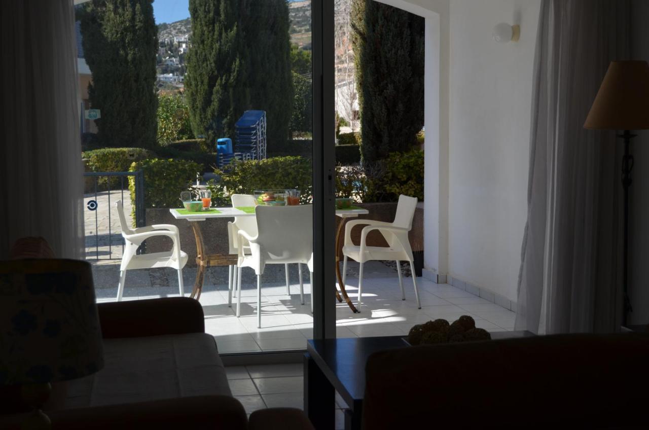 Verne Place Peyia Exterior foto